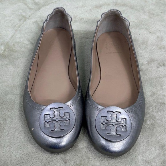 Tory Burch silver reva ballet flats with silver buckle size 8 - Picture 2 of 8